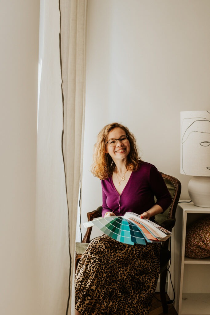 Laura Heslop, décoratrice d’intérieur holistique, créatrice d’espaces qui soutiennent le bien-être