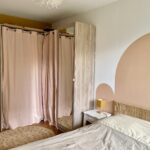 chambre de couple à Lyonpensée selon les principes de la neuro-architecture pour permettre un sommeil réparateur